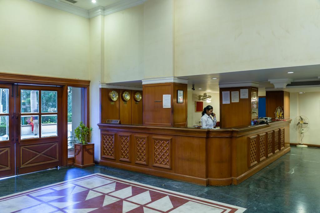 Quality Inn Palms Gāndhīdhām Exterior foto
