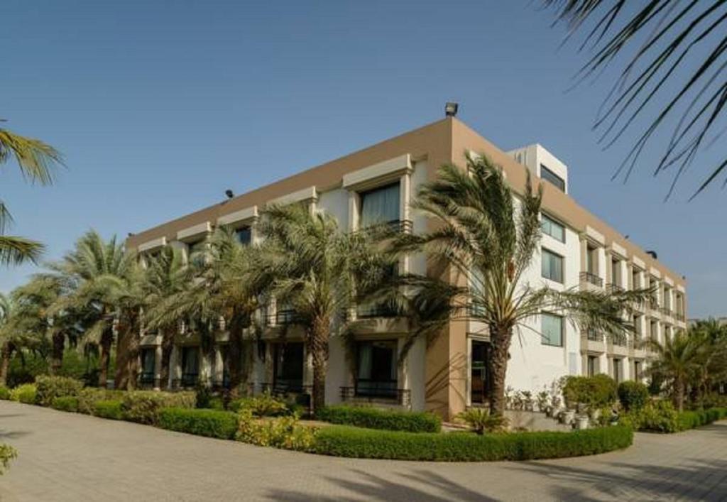 Quality Inn Palms Gāndhīdhām Exterior foto