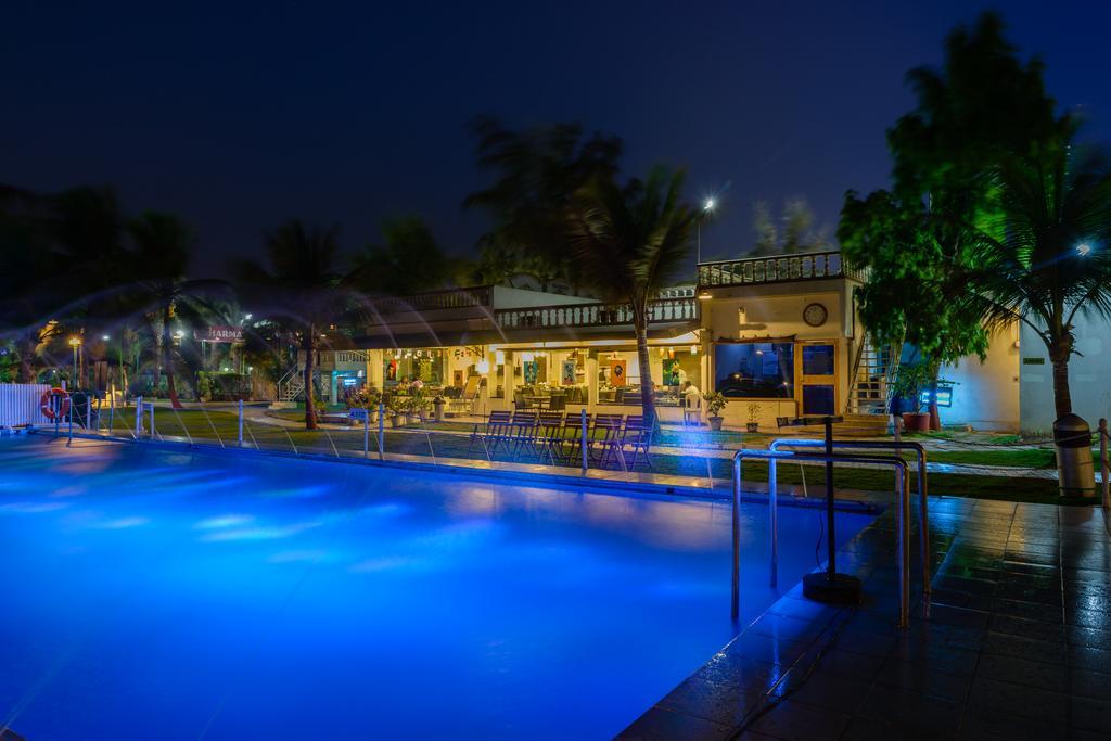 Quality Inn Palms Gāndhīdhām Exterior foto