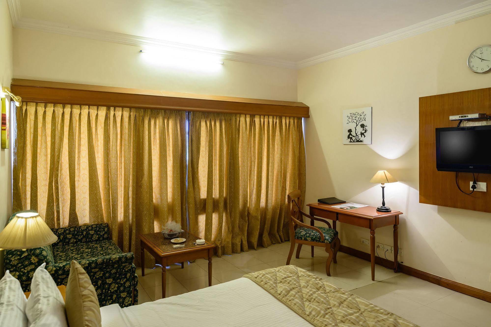 Quality Inn Palms Gāndhīdhām Exterior foto